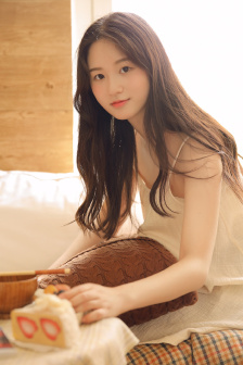 砸钱宝马女